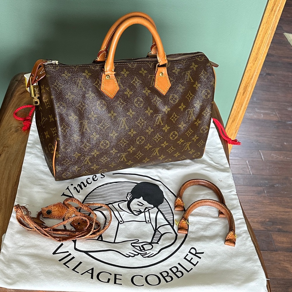 Louis Vuitton Speedy 35 Satchel Brown Monogram Bag AUTHENTIC REFURBED OLD “SD”
